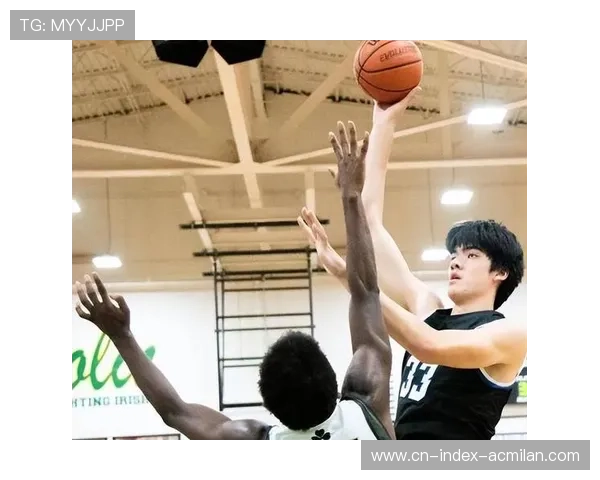 杨瀚森生涯首次先发，虽然数据一般，但成长空间巨大