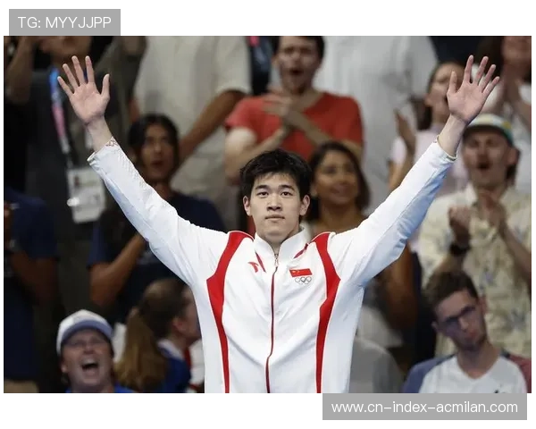 潘展乐外训成绩刷新纪录，剑指世锦赛卫冕